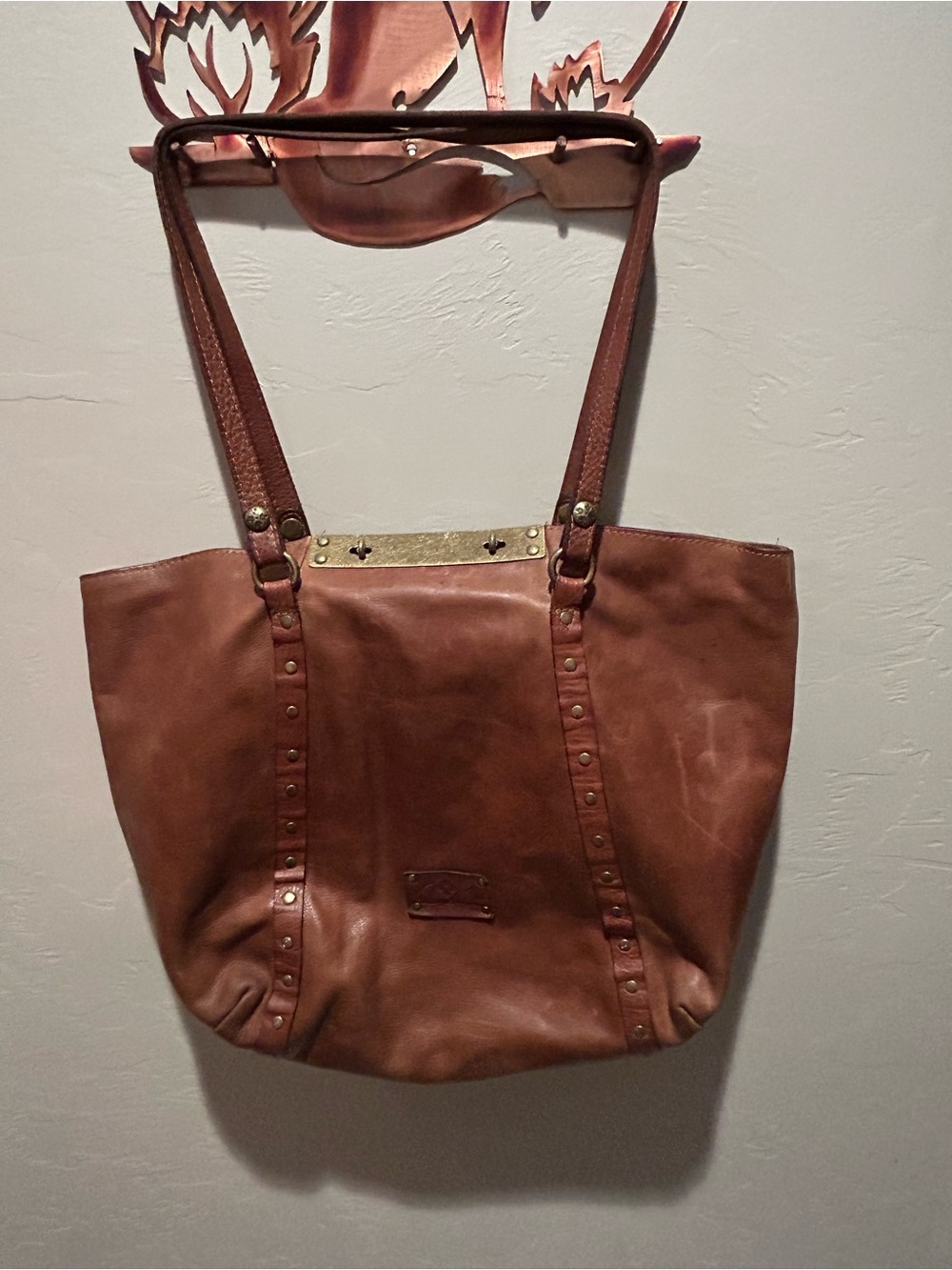 Patricia Nash: Benvenuto Tote Distressed Leather